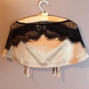 MALAWI ROSE/BLK GARTER SKIRT